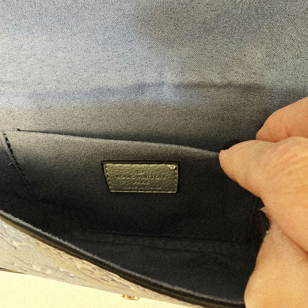 Louis Vuitton Gray Crossbody Bag - Picture 11 of 16